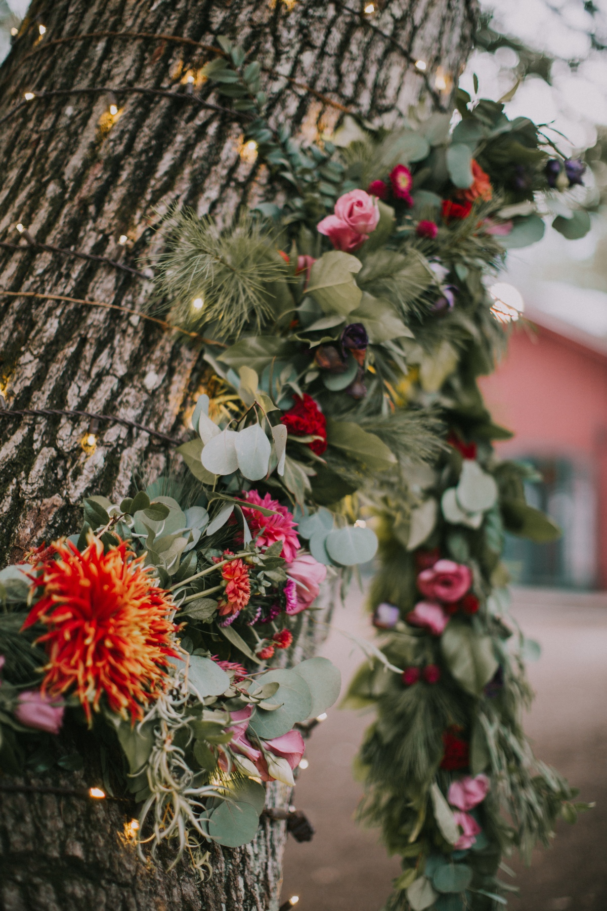 kingley-pines-wedding-ceremony-floral